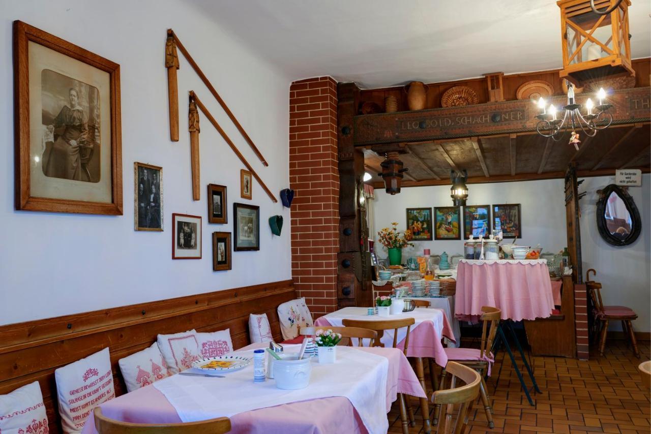Gasthof Hametner Mit Innviertlerhof Mit Direktem Zugang Zur Therme Mediterrana Durch Unseren Garten! Bad Hall Exterior foto
